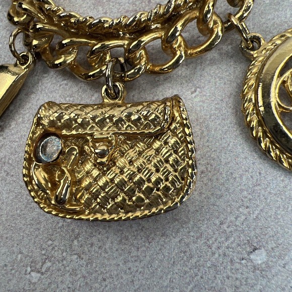 Gold‎ Tone Charm Brooch Show Purse Monogram - Picture 6 of 14